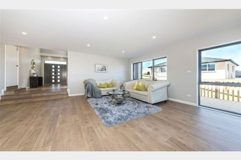 Photo of property in 218 Metcalfe Road, Ranui, Auckland, 0612