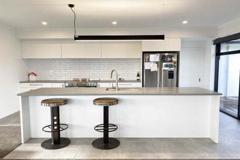 Photo of property in 192 Faringdon Boulevard, Rolleston, 7615