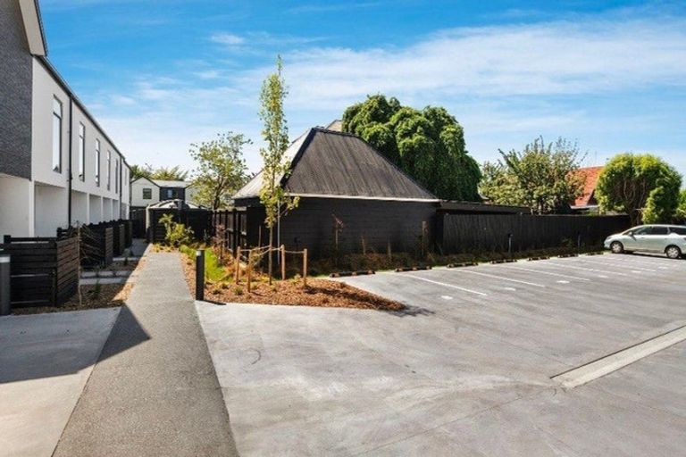 Photo of property in 7/10 New Brighton Road, Shirley, Christchurch, 8061