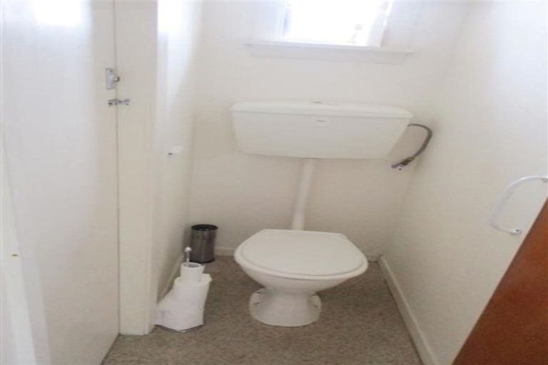 Photo of property in 5 Solway Avenue, Ilam, Christchurch, 8041