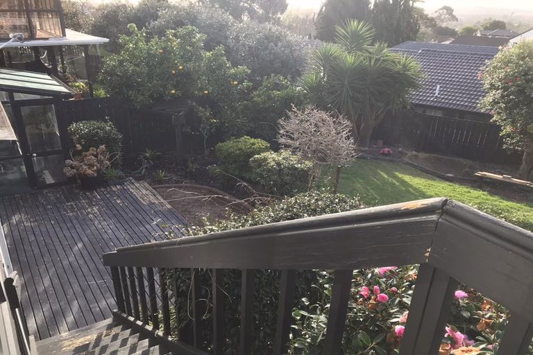 Photo of property in 2/2 Monde Place, Clover Park, Auckland, 2019