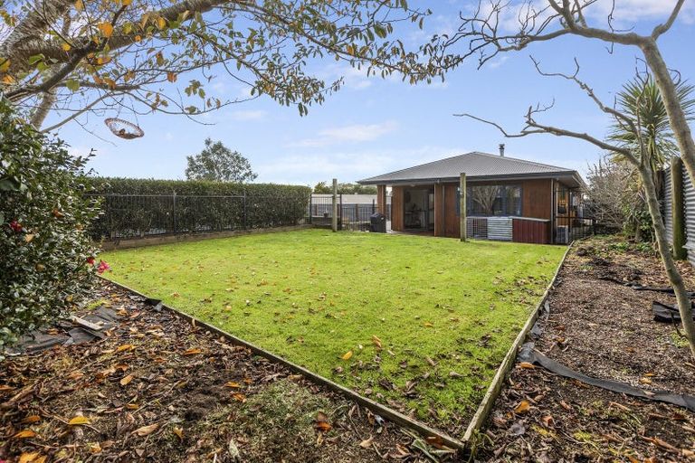 Photo of property in 15a Carthew Street, Okato, 4335