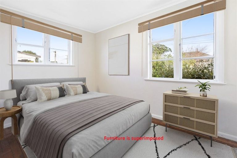 Photo of property in 89 Russell Street, Westport, 7825