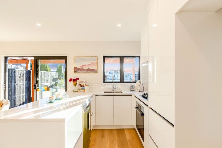 Photo of property in 649a Te Atatu Road, Te Atatu Peninsula, Auckland, 0610