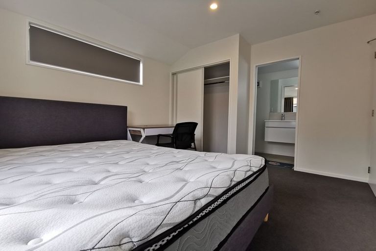 Photo of property in 2 Montana Avenue, Ilam, Christchurch, 8041