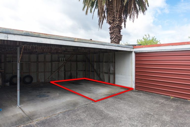 Photo of property in 1/1 Pine Street, New Lynn, Auckland, 0600
