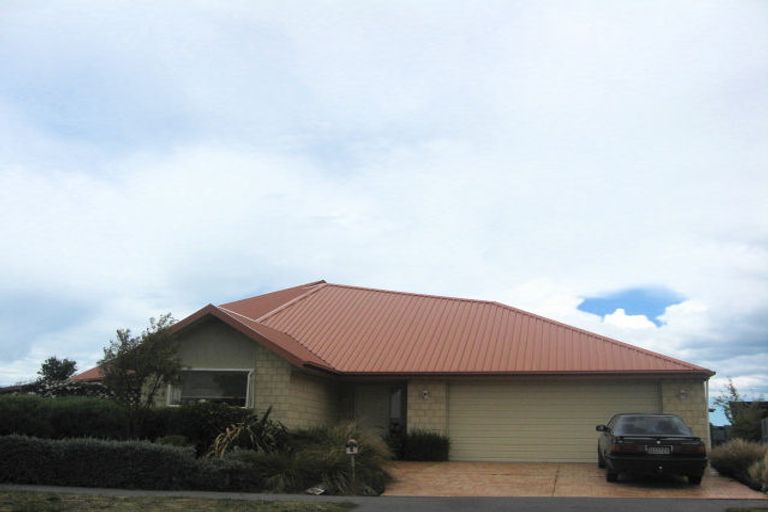 Photo of property in 6 Wedmore Close, Burwood, Christchurch, 8083