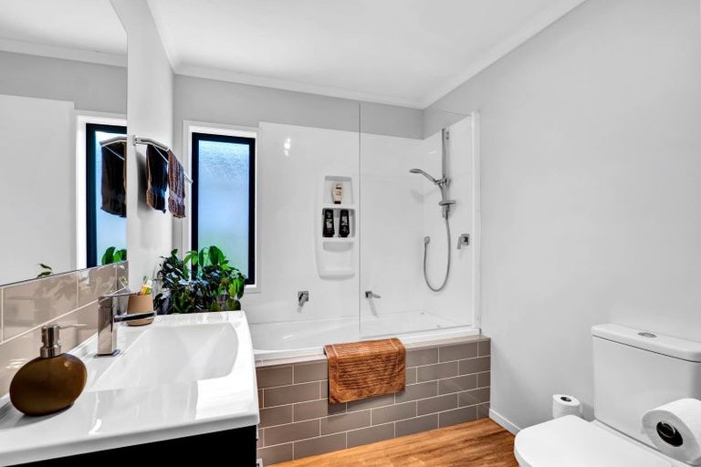 Photo of property in 3 Tangaroa Street, Waitara, 4320