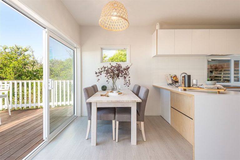 Photo of property in 182 Mount Pleasant Road, Mount Pleasant, Christchurch, 8081