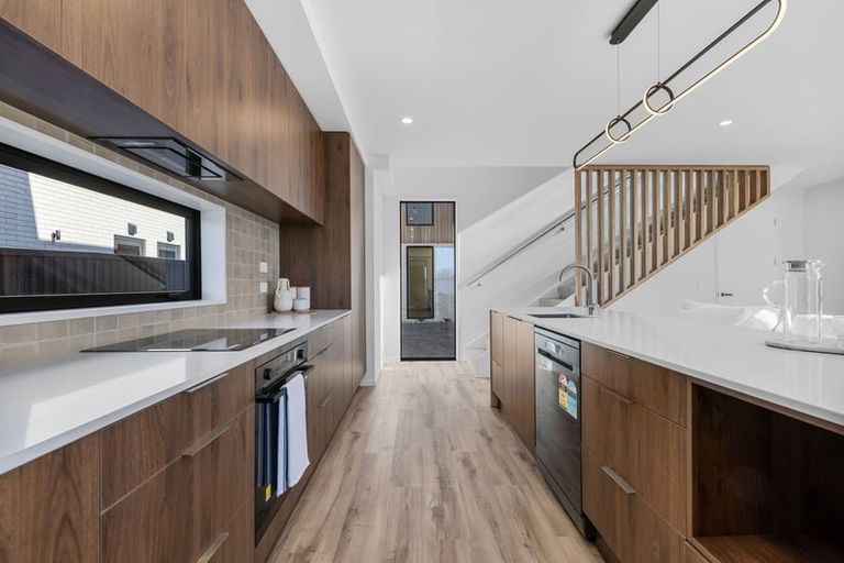 Photo of property in 49a Browns Road, St Albans, Christchurch, 8014