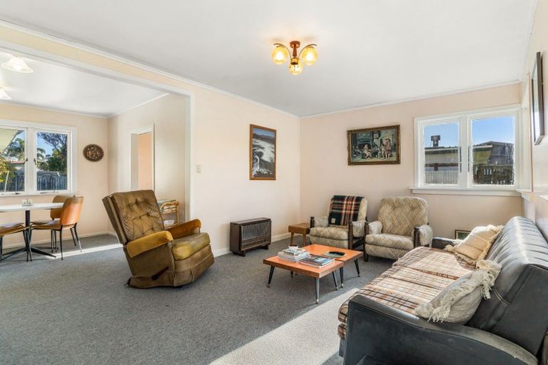 Photo of property in 109 Mary Road, Whangamata, 3620