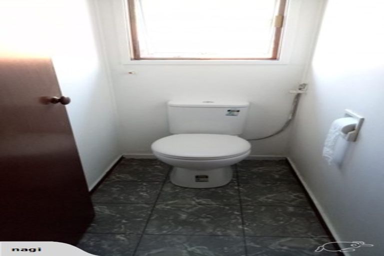 Photo of property in 1/141 Birkdale Road, Birkdale, Auckland, 0626