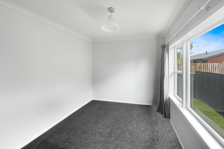 Photo of property in 15 Hannan Street, Levin, 5510
