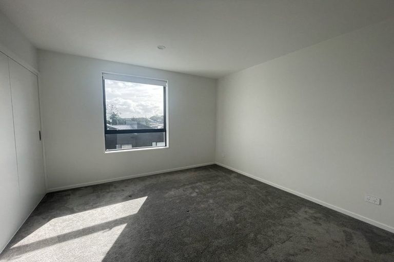 Photo of property in 30b/5 Westgate Drive, Massey, Auckland, 0614