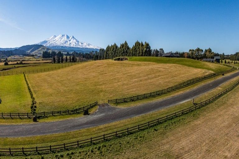 Photo of property in 6/76 Ruapehu Road, Ohakune, 4625