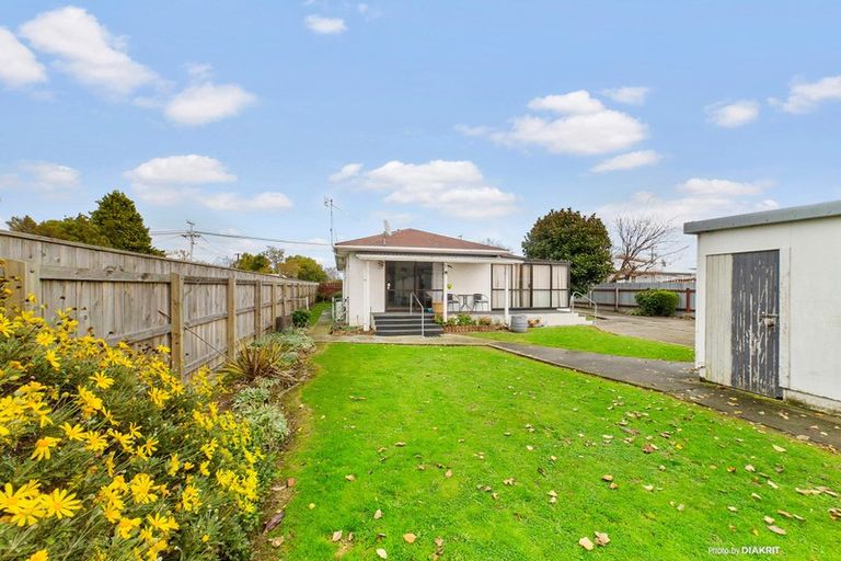 Photo of property in 30 Brooklyn Road, Carterton, 5713