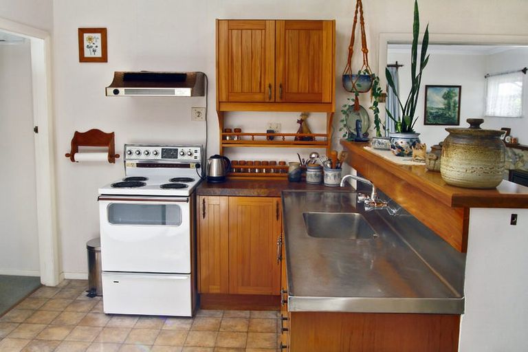 Photo of property in 33 Lancaster Street, Highbury, Palmerston North, 4412