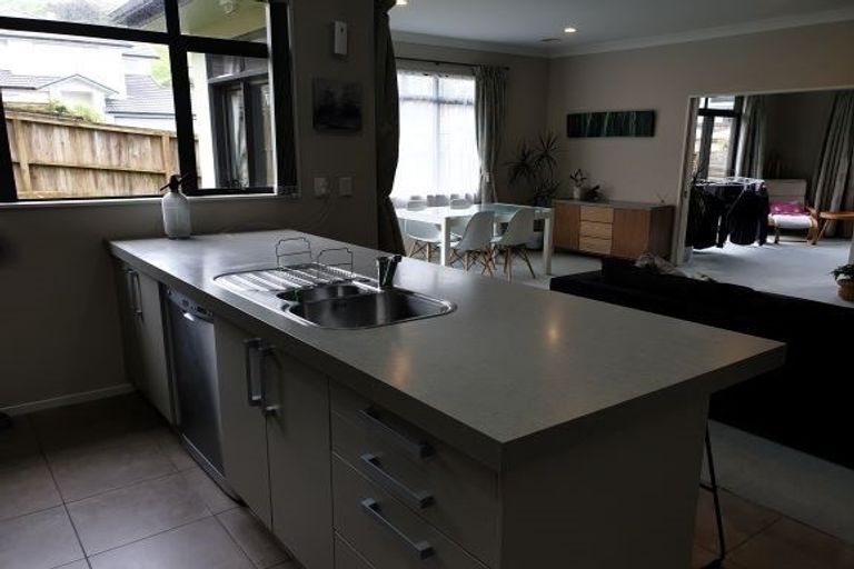 Photo of property in 13 Yarnbrook Grove, Churton Park, Wellington, 6037