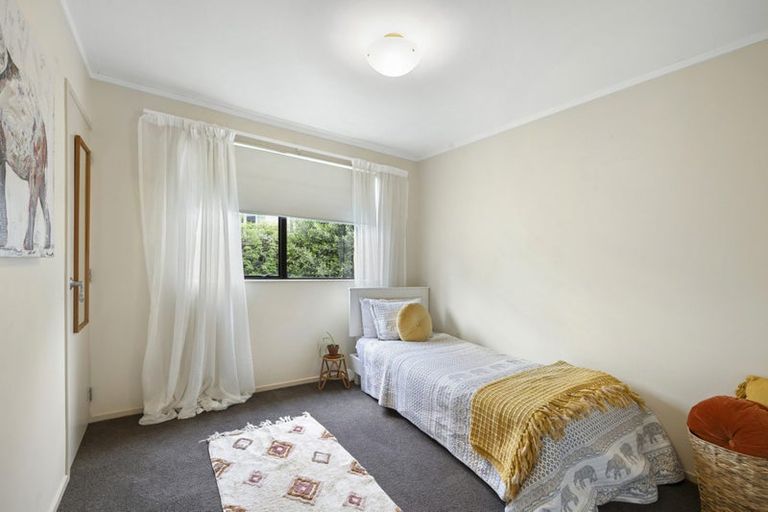 Photo of property in 19 Thames Street, Welbourn, New Plymouth, 4310