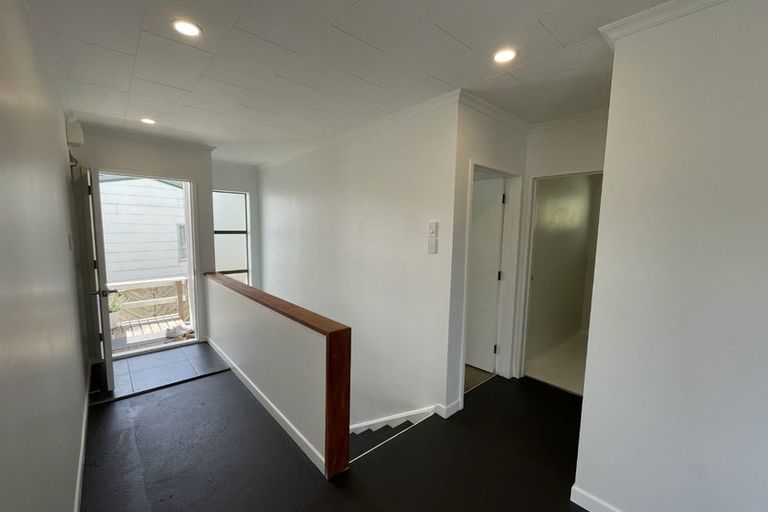 Photo of property in 37 Herekawe Drive, Spotswood, New Plymouth, 4310