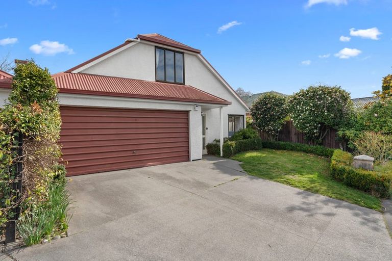 Photo of property in 1/8 Cottesmore Close, Burnside, Christchurch, 8053