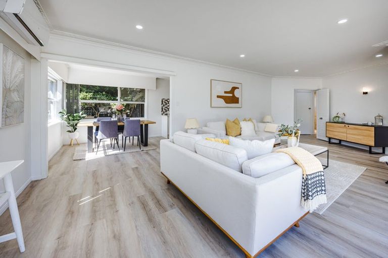 Photo of property in 3 Halcyon Place, Papatoetoe, Auckland, 2025