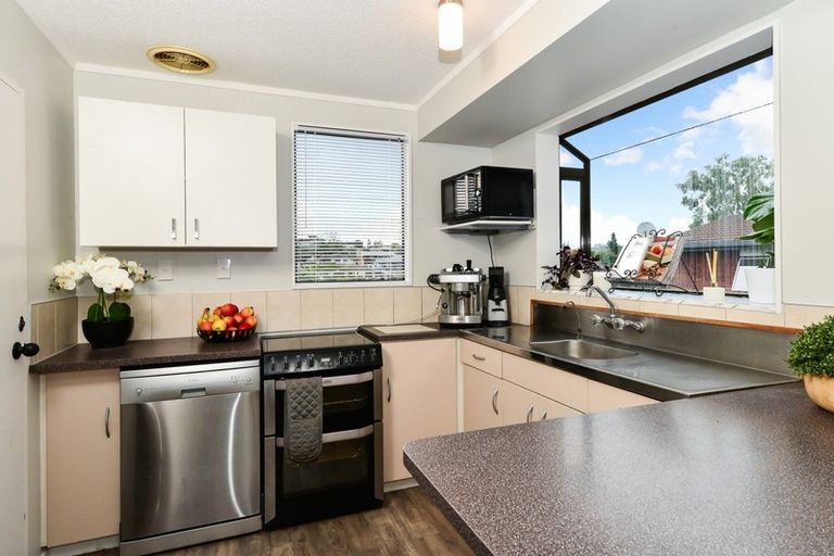 Photo of property in 23 Lachlan Drive, Dinsdale, Hamilton, 3204