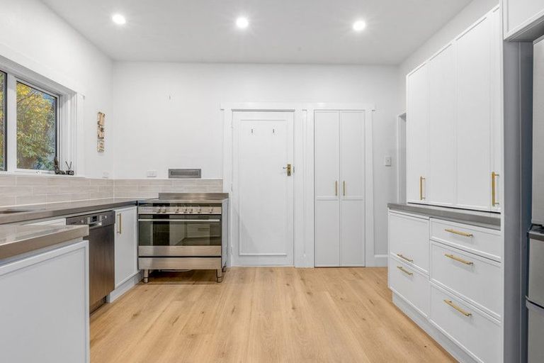 Photo of property in 191 Fendalton Road, Fendalton, Christchurch, 8052