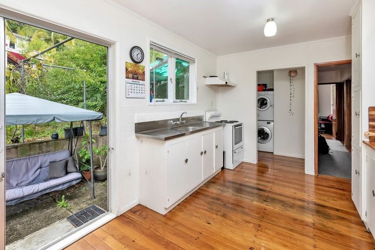 Photo of property in 12 Willow Place, Horahora, Whangarei, 0110