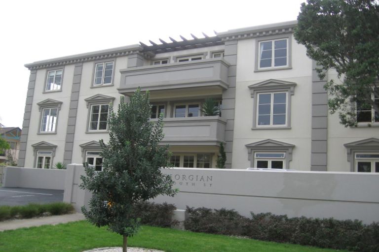Photo of property in The Georgian, 1c/8 Sidmouth Street, Mairangi Bay, Auckland, 0630