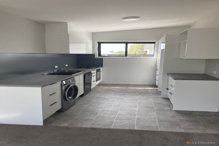 Photo of property in 8b Holmes Street, Waimate, 7924