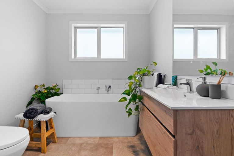 Photo of property in 10 John Mcdonald Mews, Masterton, 5810