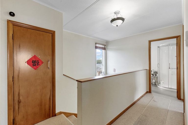 Photo of property in 11 Collingwood Court, Hokowhitu, Palmerston North, 4410