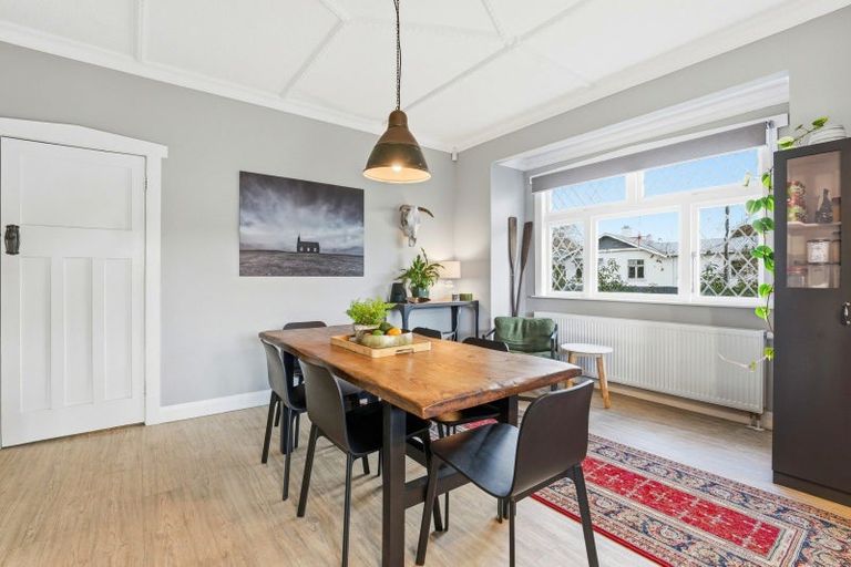 Photo of property in 33 Grey Street, College Estate, Whanganui, 4500