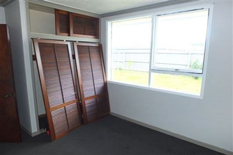 Photo of property in 332 Hills Road, Mairehau, Christchurch, 8013