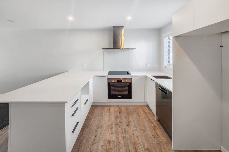 Photo of property in 5b Bathurst Street, Silverstream, Upper Hutt, 5019