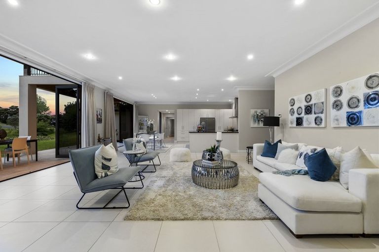 Photo of property in 60 James Paige Lane, Riverhead, Albany, 0793