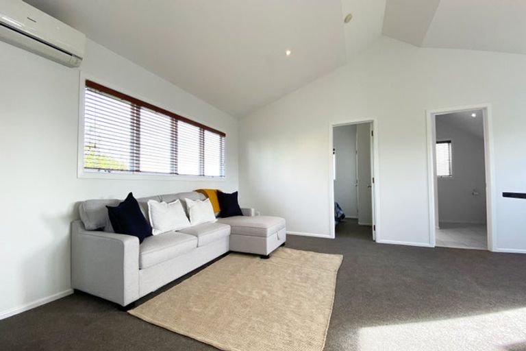 Photo of property in 2 Brassey Road, Birkenhead, Auckland, 0626
