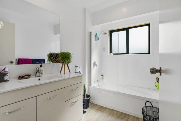 Photo of property in 69b Osprey Drive, Welcome Bay, Tauranga, 3112