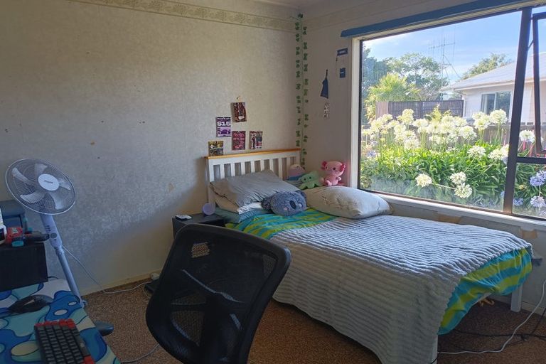 Photo of property in 19 Elmwood Crescent, Pukete, Hamilton, 3200