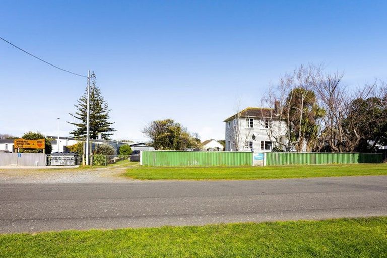 Photo of property in 44a Riemenschneider Street, Manaia, 4612