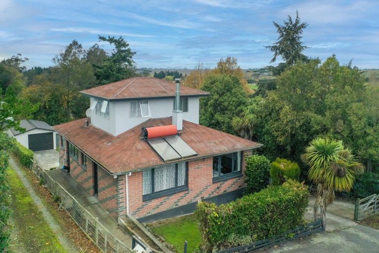 Photo of property in 42 Saint George Street, Watlington, Timaru, 7910