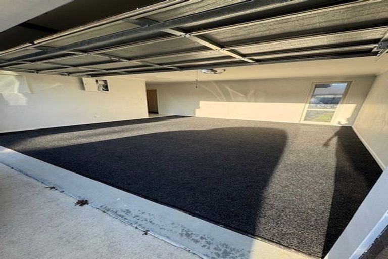 Photo of property in 18 Arahi Place, Rototuna North, Hamilton, 3210