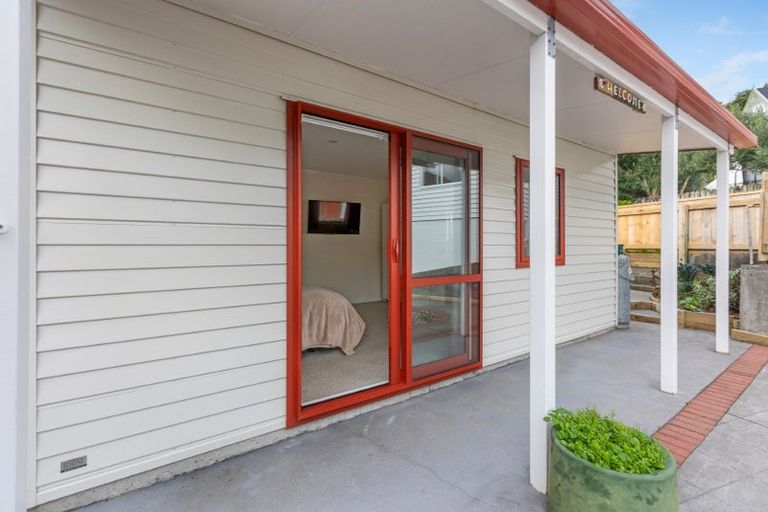 Photo of property in 13 Bracken Street, New Plymouth, 4310