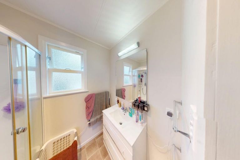 Photo of property in 2 Balmoral Crescent, Springvale, Whanganui, 4501