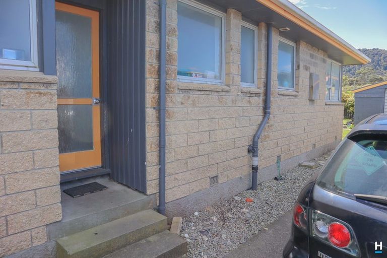 Photo of property in 98 Domett Esplanade, Cobden, Greymouth, 7802