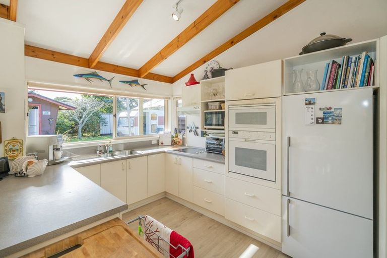 Photo of property in 166 Pauanui Boulevard, Pauanui, Hikuai, 3579