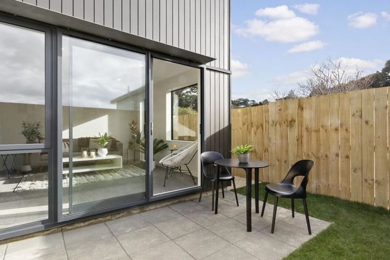 Photo of property in 11/124u Britomart Street, Berhampore, Wellington, 6023