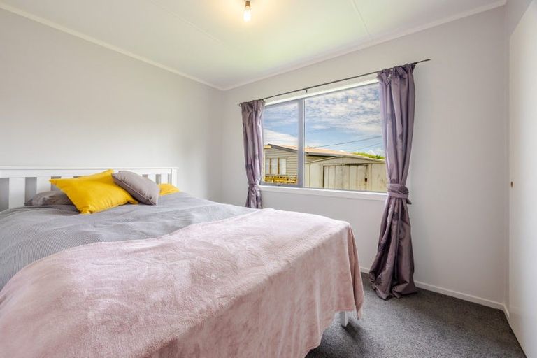 Photo of property in 34 Guy Street, Waipawa, 4210