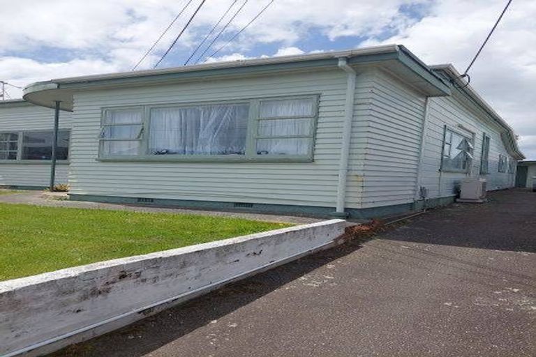 Photo of property in 20 Bay Street, Petone, Lower Hutt, 5012